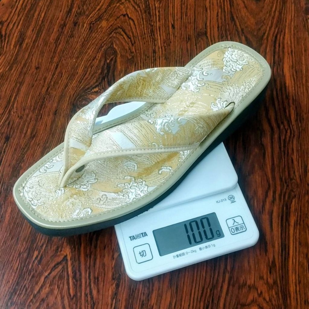 KINRUN 金襴サンダル ゴールド波柄